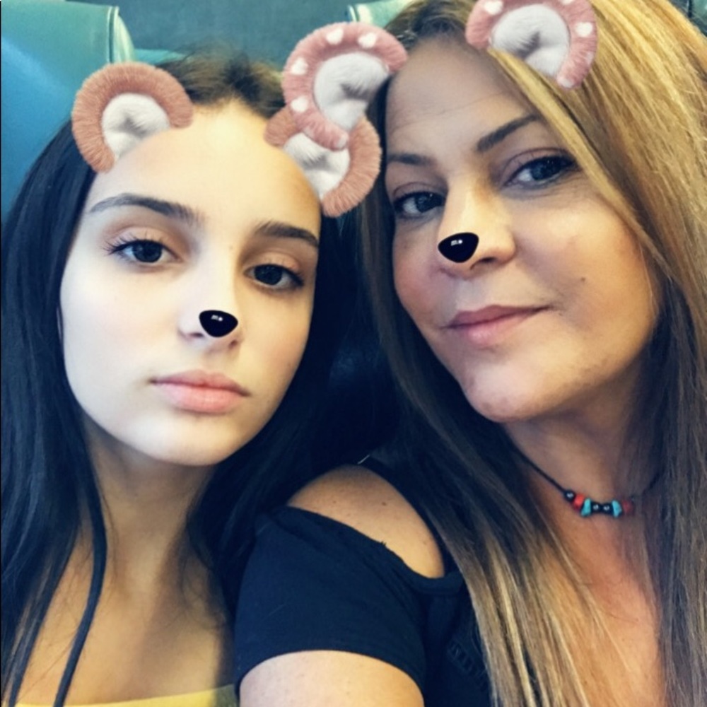 Meet your Posher, Jackie - Picture 3 of 6